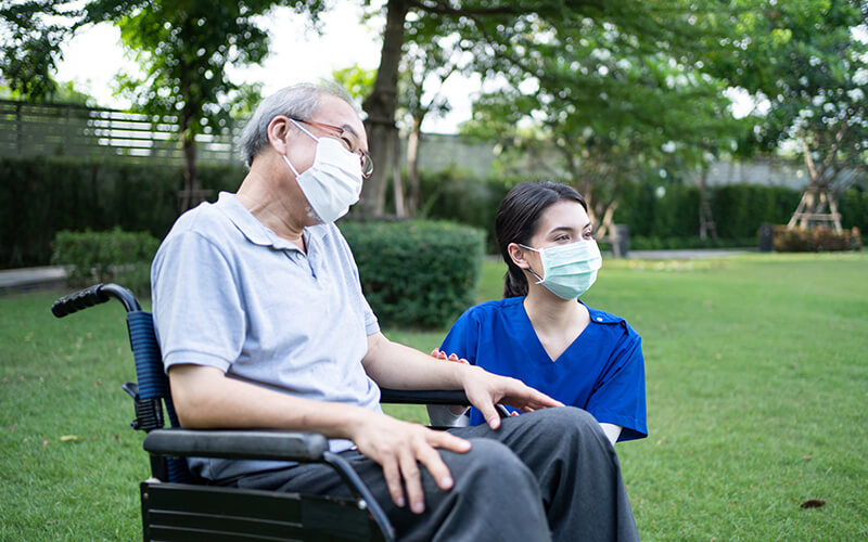 shalom cuidadores a domicilio de adultos mayores